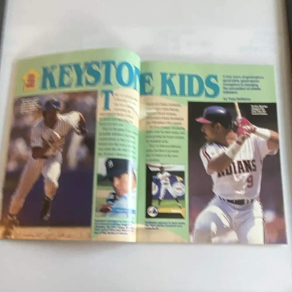 Beckett Baseball Card Monthly Magazine Dec 1993 Issue #97 Juan Gonzalez